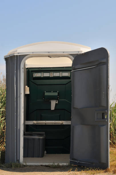 Portable Toilet Options We Offer in Meadowood, PA