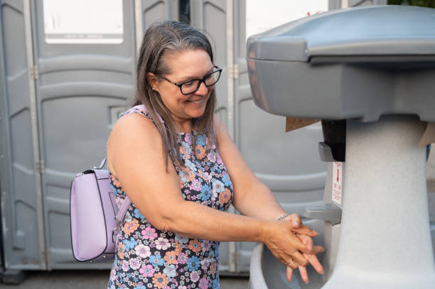 Best Luxury portable toilet rental  in Meadowood, PA